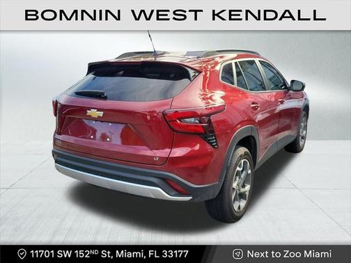 2025 Chevrolet Trax LT
