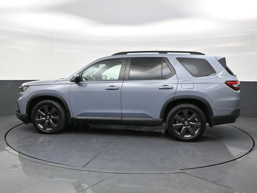 2023 Honda Pilot AWD Sport