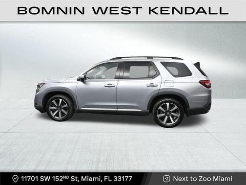 2023 Honda Pilot Touring 8-Passenger