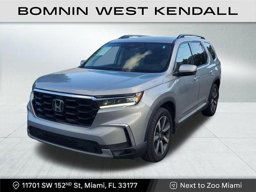 2023 Honda Pilot Touring 8-Passenger