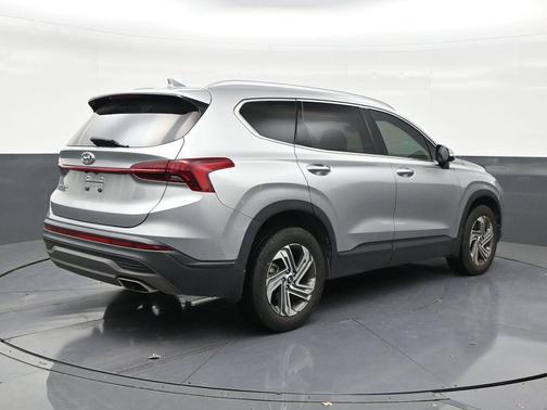 Shimmering Silver Pearl 2023 Hyundai SANTA FE SEL 2.4