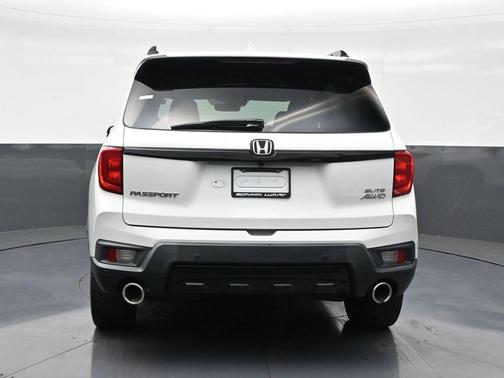 2022 Honda Passport AWD Elite