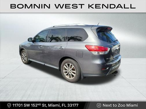 2016 Nissan Pathfinder SV