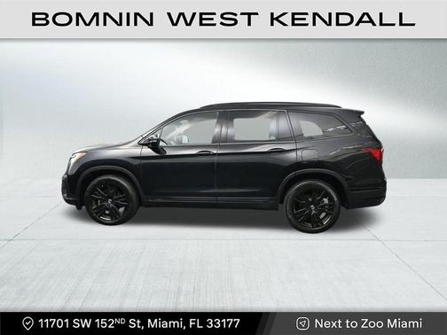 2022 Honda Pilot AWD Black Edition