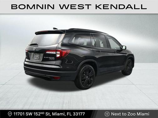 2022 Honda Pilot AWD Black Edition