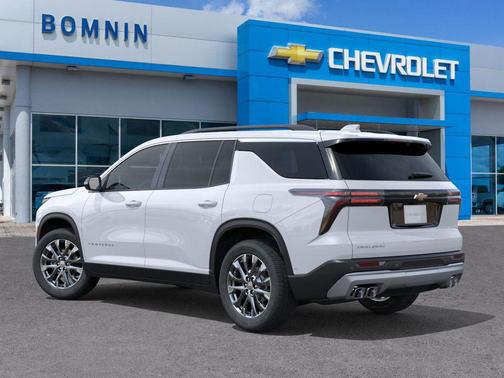 Summit White 2026 Chevrolet Traverse LT