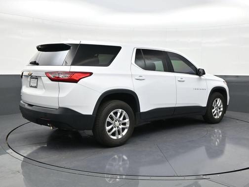 Summit White 2018 Chevrolet Traverse LS