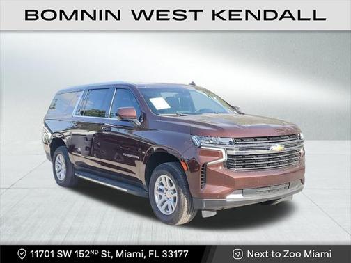 2023 Chevrolet Suburban LT