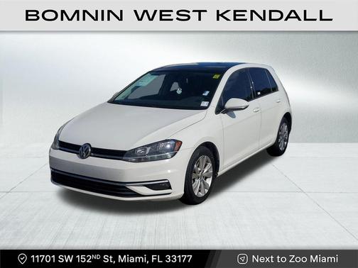 2018 Volkswagen Golf TSI SE