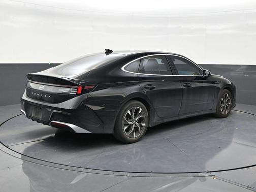 Onyx Black 2024 Hyundai SONATA SEL