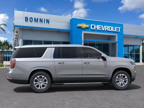 2025 Chevrolet Suburban LS