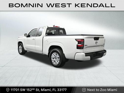2023 Nissan Frontier SV