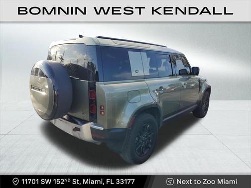 2023 Land Rover Defender 110 S