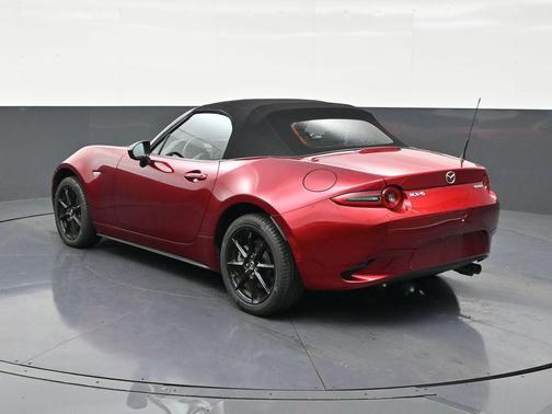 2024 Mazda MX-5 Miata Sport