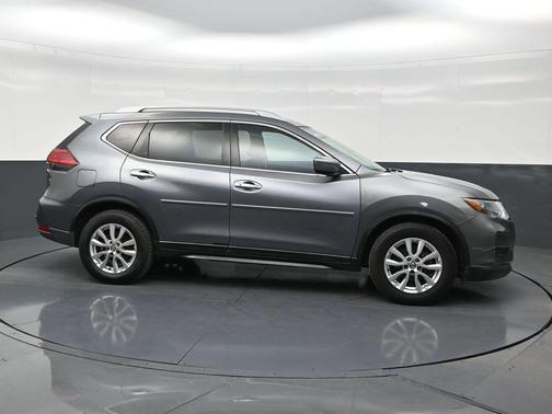 Gun Metallic 2017 Nissan Rogue SV