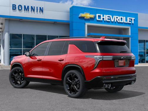 Radiant Red Tintcoat 2027 Chevrolet Traverse RS