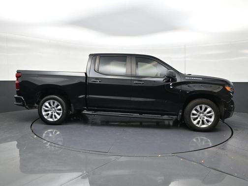 Black 2024 Chevrolet Silverado 1500 Custom