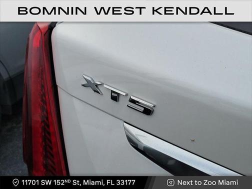 2022 Cadillac XT5 Premium Luxury