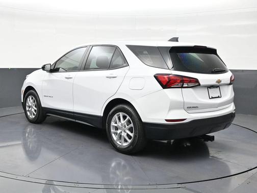 Summit White 2024 Chevrolet Equinox LS