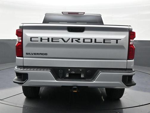Silver Ice Metallic 2022 Chevrolet Silverado 1500 Custom