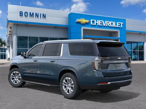 Lakeshore Blue Metallic 2026 Chevrolet Suburban LT