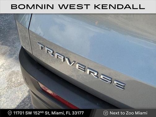 2024 Chevrolet Traverse LS
