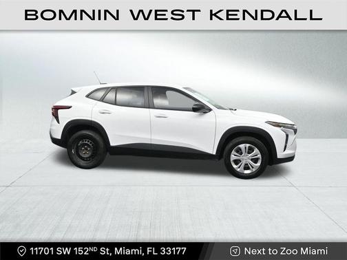 2025 Chevrolet Trax LS