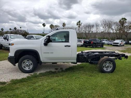 2025 Chevrolet Silverado 2500 WT