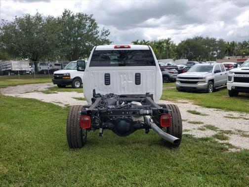 2025 Chevrolet Silverado 2500 WT