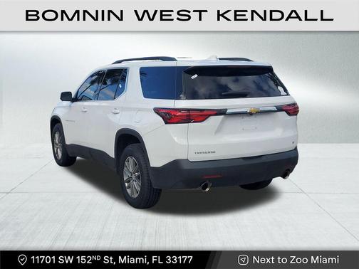2023 Chevrolet Traverse LT Cloth