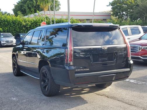2019 Cadillac Escalade ESV Premium Luxury