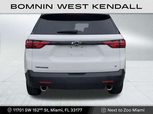 2022 Chevrolet Traverse LT Cloth