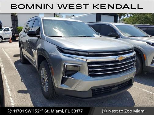 2025 Chevrolet Traverse LT