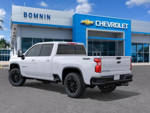 Summit White 2026 Chevrolet Silverado 2500 LT