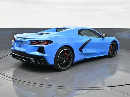 Rapid Blue 2025 Chevrolet Corvette Stingray w/2LT