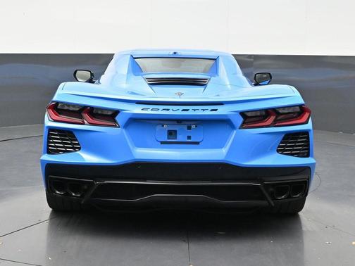 Rapid Blue 2025 Chevrolet Corvette Stingray w/2LT