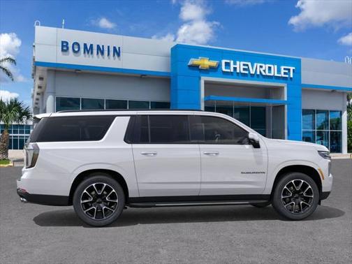 2025 Chevrolet Suburban RST