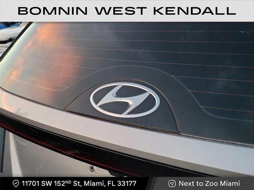 2024 Hyundai TUCSON SE