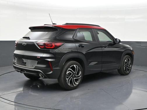 Mosaic Black Metallic 2026 Chevrolet Trailblazer RS