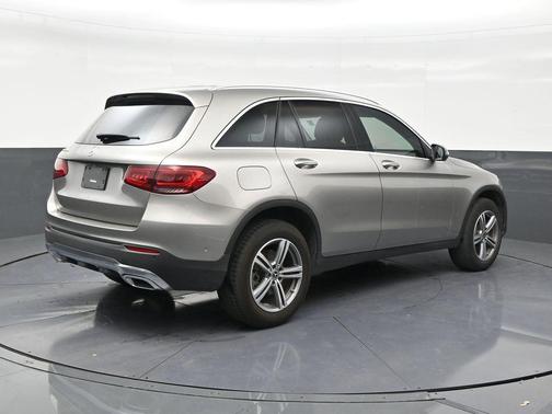 Gray 2022 Mercedes-Benz GLC 300 Base