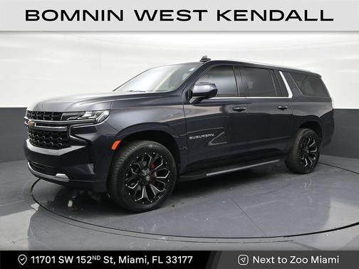 Dark Ash Metallic 2024 Chevrolet Suburban LS