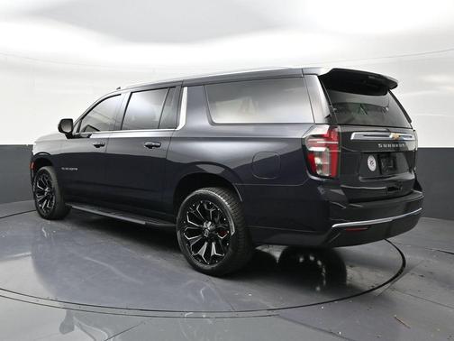 Dark Ash Metallic 2024 Chevrolet Suburban LS