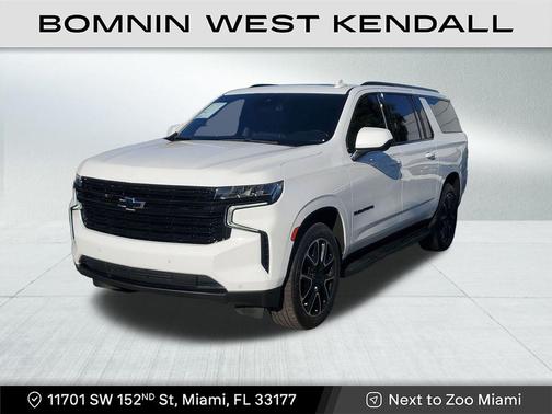 2023 Chevrolet Suburban RST