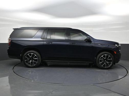 Midnight Blue Metallic 2024 Chevrolet Suburban RST