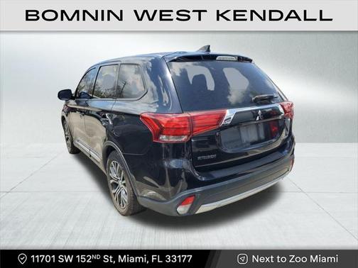 2017 Mitsubishi Outlander ES