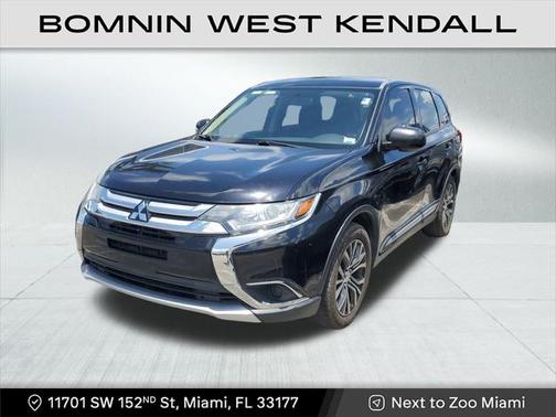 2017 Mitsubishi Outlander ES