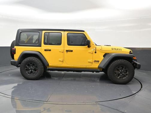 Hellayella Clearcoat 2021 Jeep Wrangler Unlimited Sport Altitude