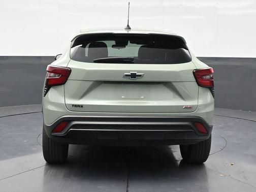 Cacti Green 2024 Chevrolet Trax FWD 1RS