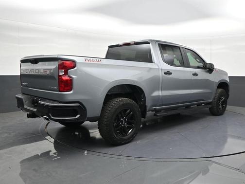 Sterling Gray Metallic 2026 Chevrolet Silverado 1500 Custom Trail Boss