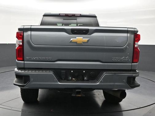 Sterling Gray Metallic 2024 Chevrolet Silverado 2500 High Country
